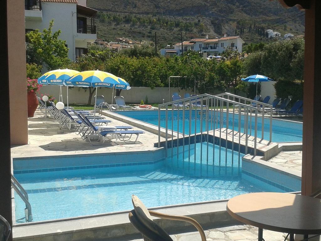 Krits Hotel Khersónisos Eksteriør bilde